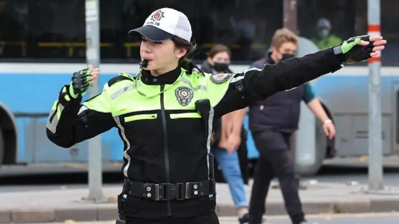 Ankara’da Bazı Yollar Trafiğe Kapatılacak! 16 Kasım 2025 Program Nedeniyle Ulaşım Uyarısı