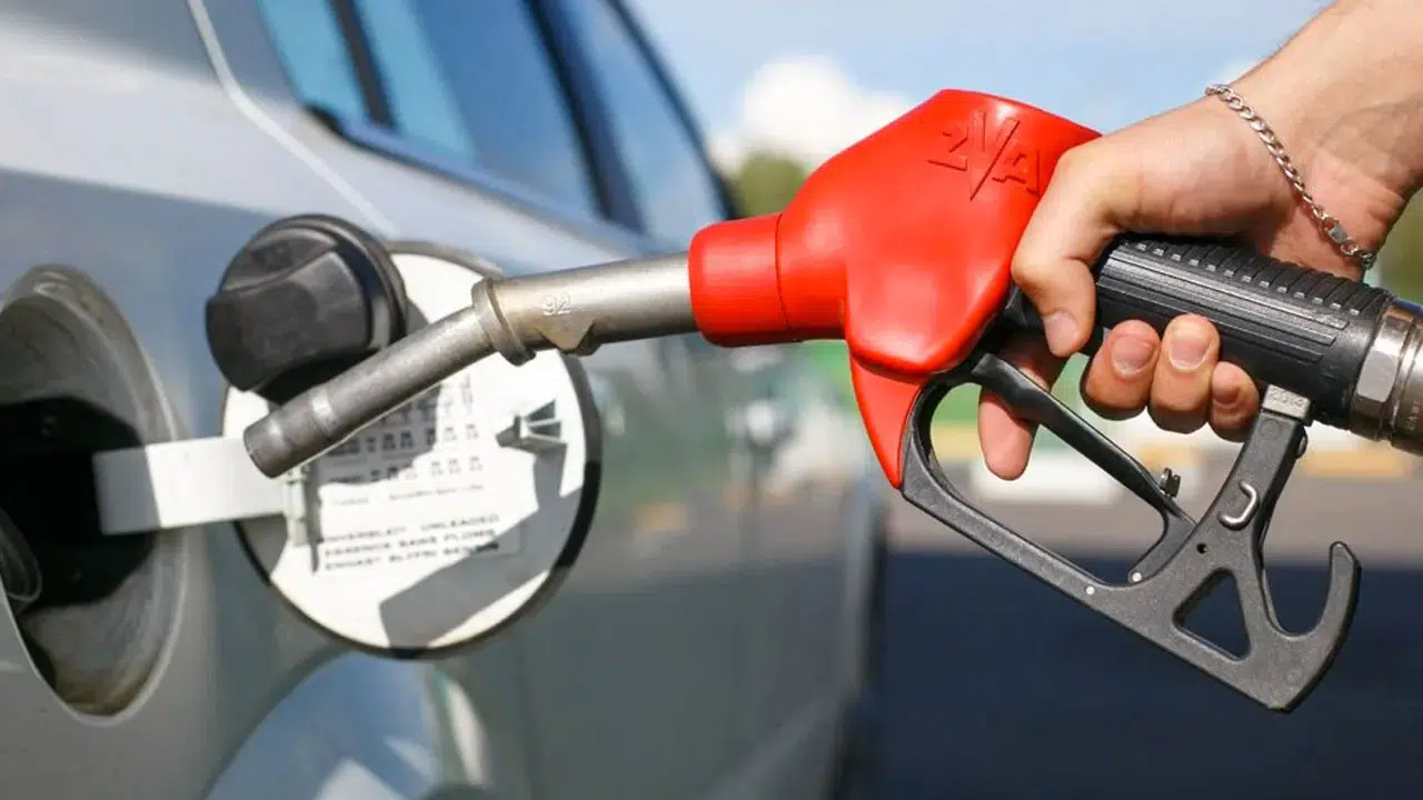 Motorine  2,07 TL Zam Geldi! Ankara'da Akaryakıt Fiyatları Yeniden Yükseldi