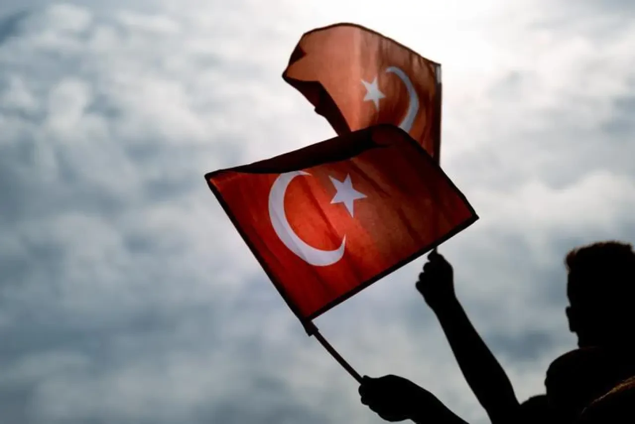 30 Ağustos Resmi Tatil mi? Kamu Kurumları ve Bankalar Açık mı, Kapalı mı?