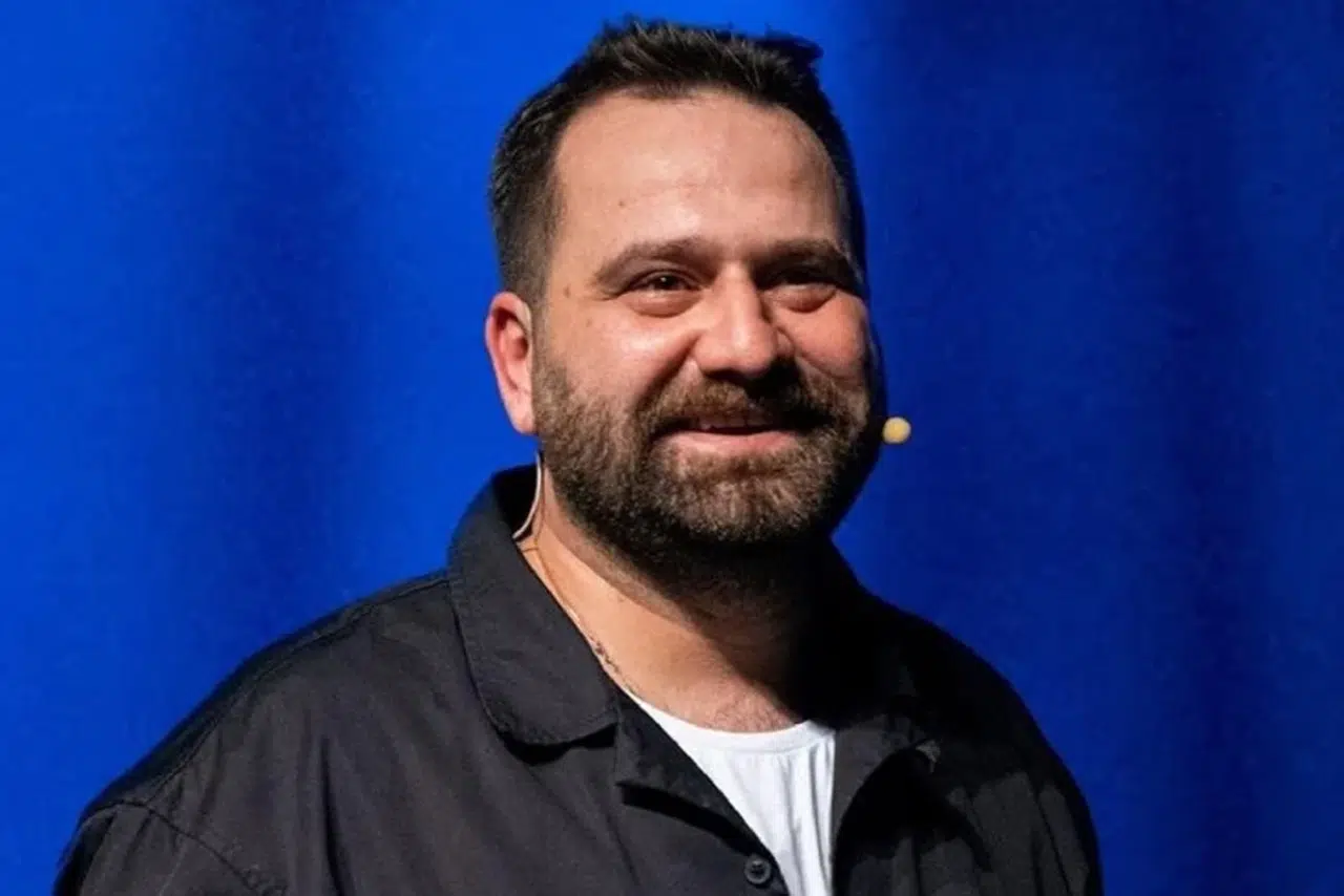 Gökhan Ünver kimdir, kaç yaşında, aslen nereli, nerede sahne alıyor? Ünlü komedyen hakkında