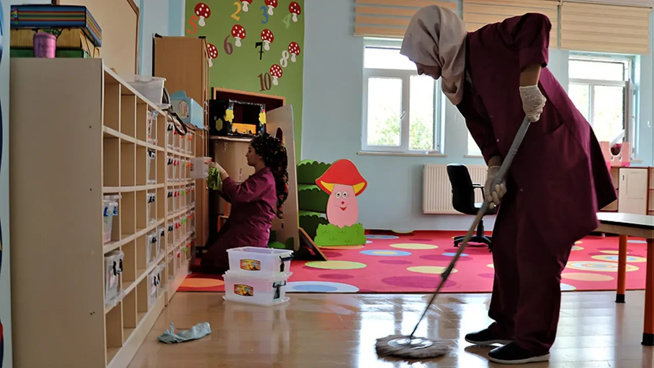 Okullara Temizlik ve Güvenlik Personeli Alımı Başlıyor!