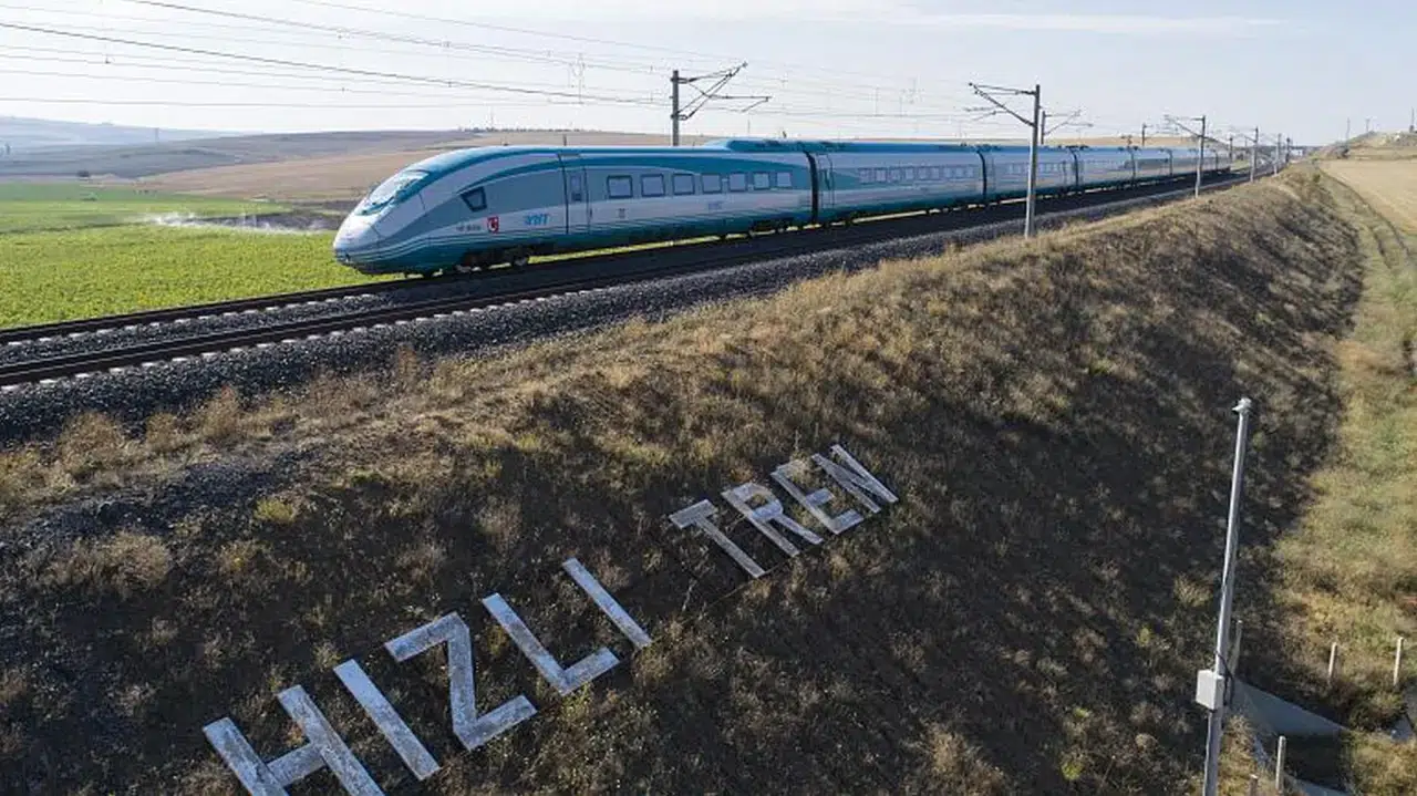 Ankara-İzmir demiryolu projesi için acele kamulaştırma kararı