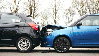 Keçiören’de Freni Patlayan Kamyon 4 Araca Çarptı: Mahallede Korku Dolu Anlar