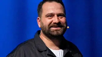 Gökhan Ünver kimdir, kaç yaşında, aslen nereli, nerede sahne alıyor? Ünlü komedyen hakkında