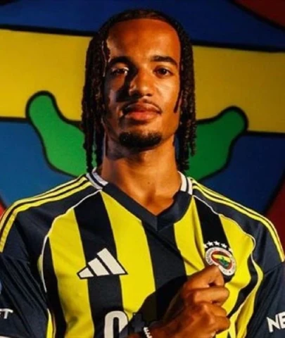 Fenerbahçe’nin Yeni Sol Beki Archie Brown Kimdir, Kaç Yaşında, Hangi Takımdan Geldi?