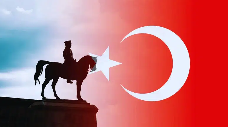 Keçiören Belediye Başkanı Özaslan’dan 102. Yıl Mesajı: “Cumhuriyet Geleceğimizin Teminatı”